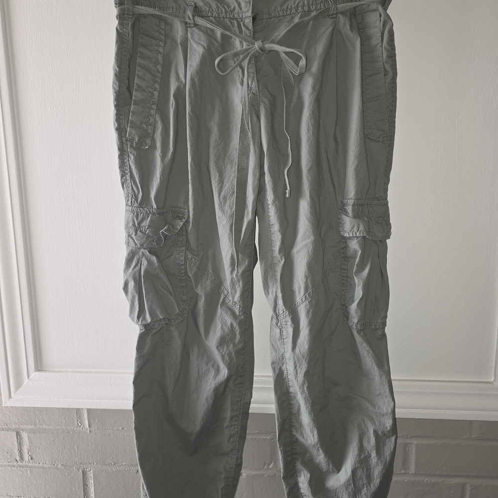 LOFT Women's Cargo Pants in Green
